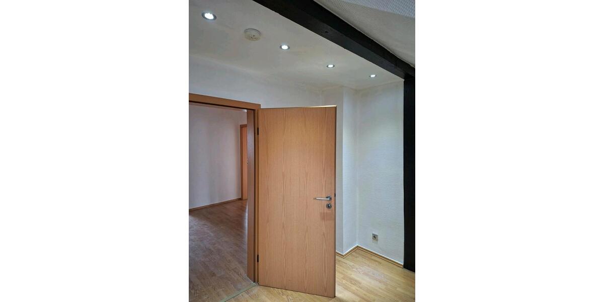 Dachgeschoßwohnung Aschaffenburg Österreicher Kolonie - 4 Zimmer, 71 m&sup2;, 960&euro; | Angebot:26698828