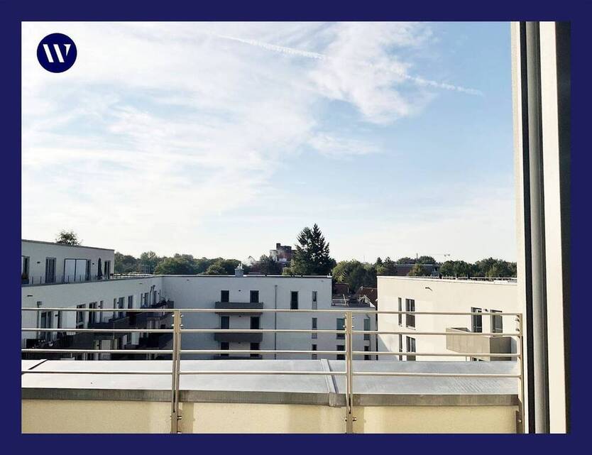 Penthouse-Feeling mit Dachterrasse, Neubauausstattung, Einbauküche, großer Koch-Essbereich, Aufzug