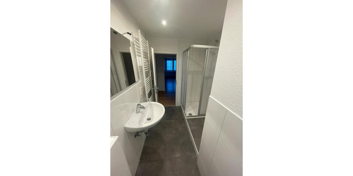 Etagenwohnung Remscheid Gemarkung Bergisch Born - 2 Zimmer, 56 m&sup2;, 450&euro; | Angebot:24982466