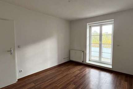 Wohnung zum Mieten in Chemnitz 282 € 47 m² 3 zimmer