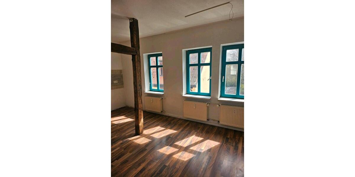 Etagenwohnung Wolmirstedt - 4 Zimmer, 104 m&sup2;, 700&euro; | Angebot:26136838