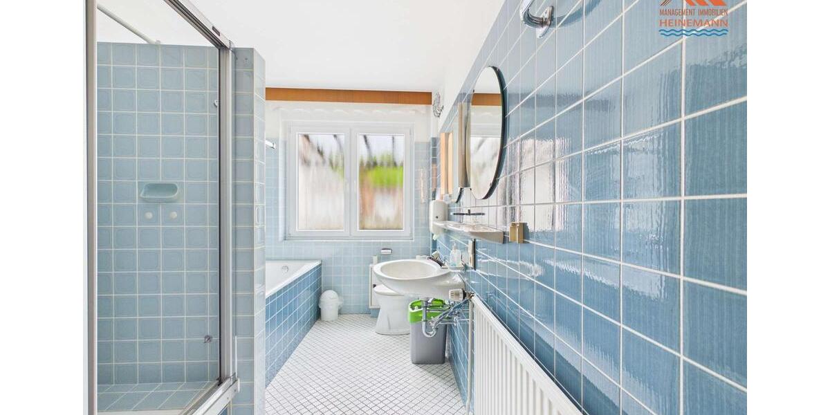Etagenwohnung Cuxhaven - 3 Zimmer, 128 m&sup2;, 1.050&euro; | Angebot:26476827