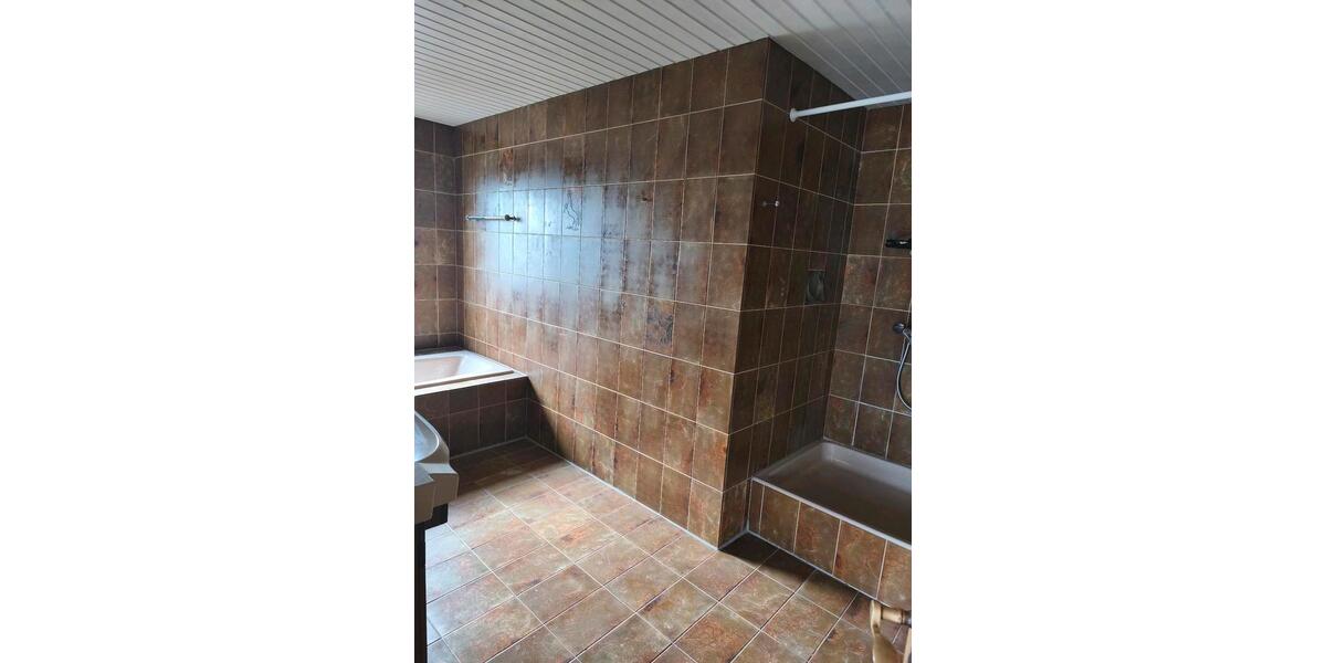 Etagenwohnung Freudenberg - 5 Zimmer, 120 m&sup2;, 820&euro; | Angebot:25922025