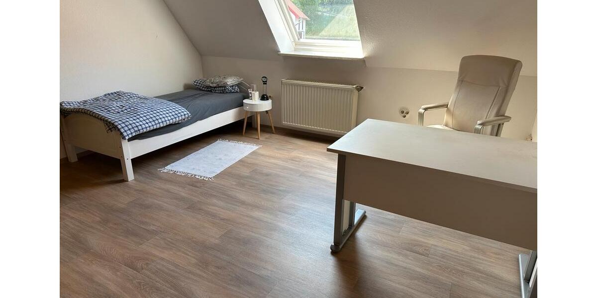 Wohnen auf Zeit Petersaurach - 6 Zimmer, 20 m&sup2;, 260&euro; | Angebot:26114775