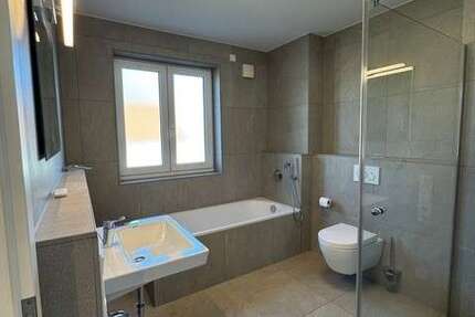 Wohnung Oberschleißheim - 3 Zimmer, 91 m&sup2;, 1.995&euro; | Angebot:25818861