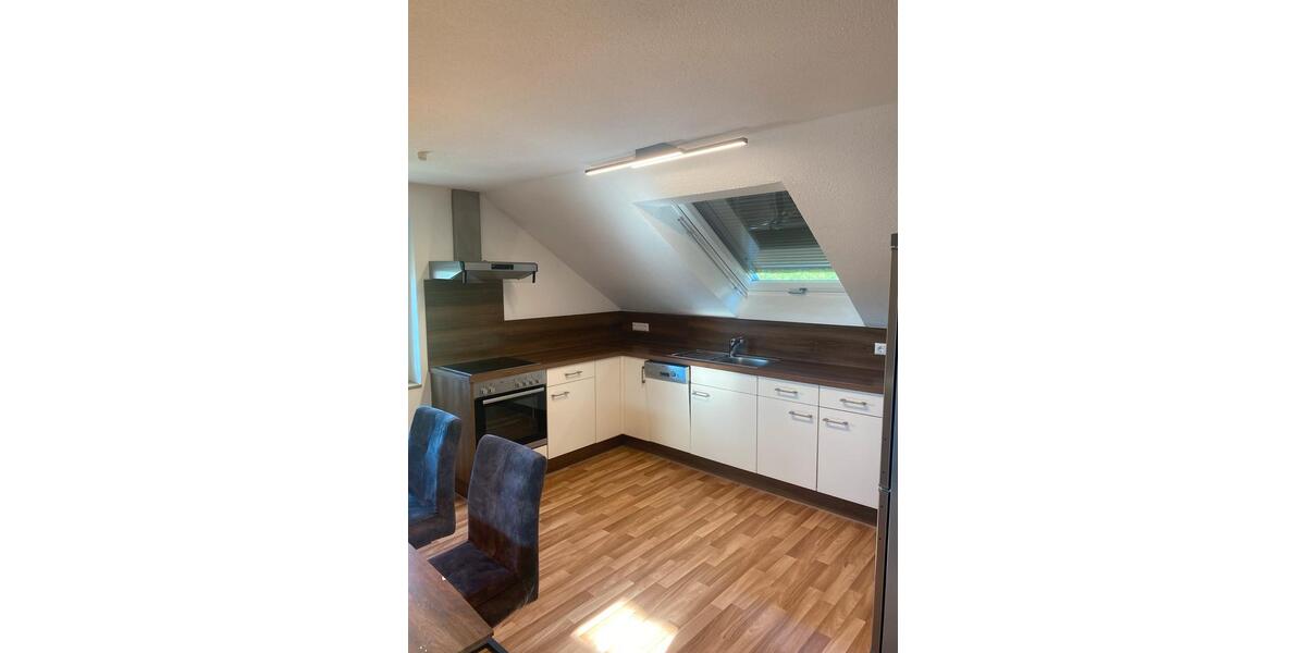 Dachgeschoßwohnung Triefenstein - 2 Zimmer, 58 m&sup2;, 890&euro; | Angebot:26617103