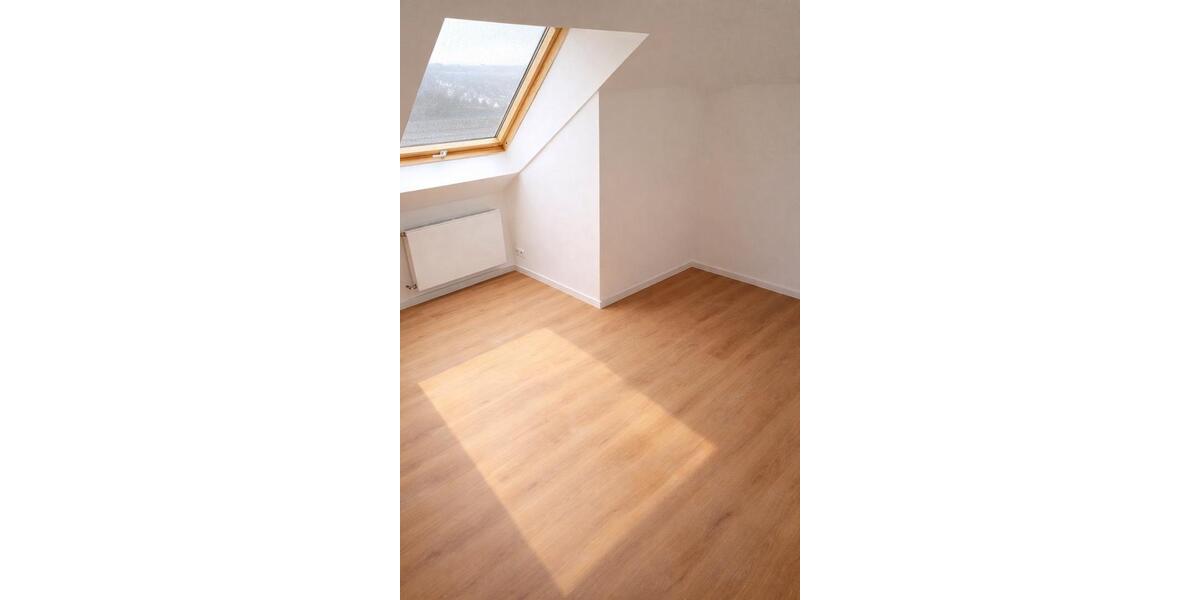 Dachgeschoßwohnung Bad Vilbel - 4 Zimmer, 115 m&sup2;, 1.800&euro; | Angebot:26018255