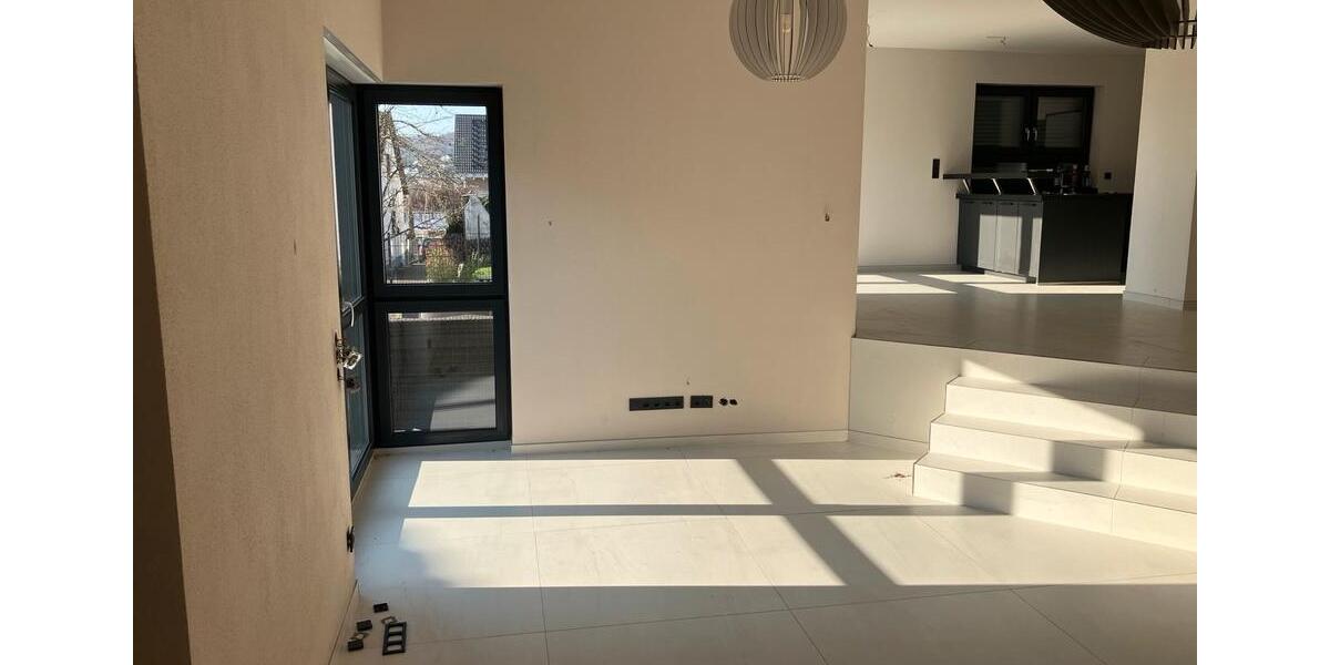 Einfamilienhaus Gelnhausen - 6 Zimmer, 180 m&sup2;, 2.700&euro; | Angebot:26652053
