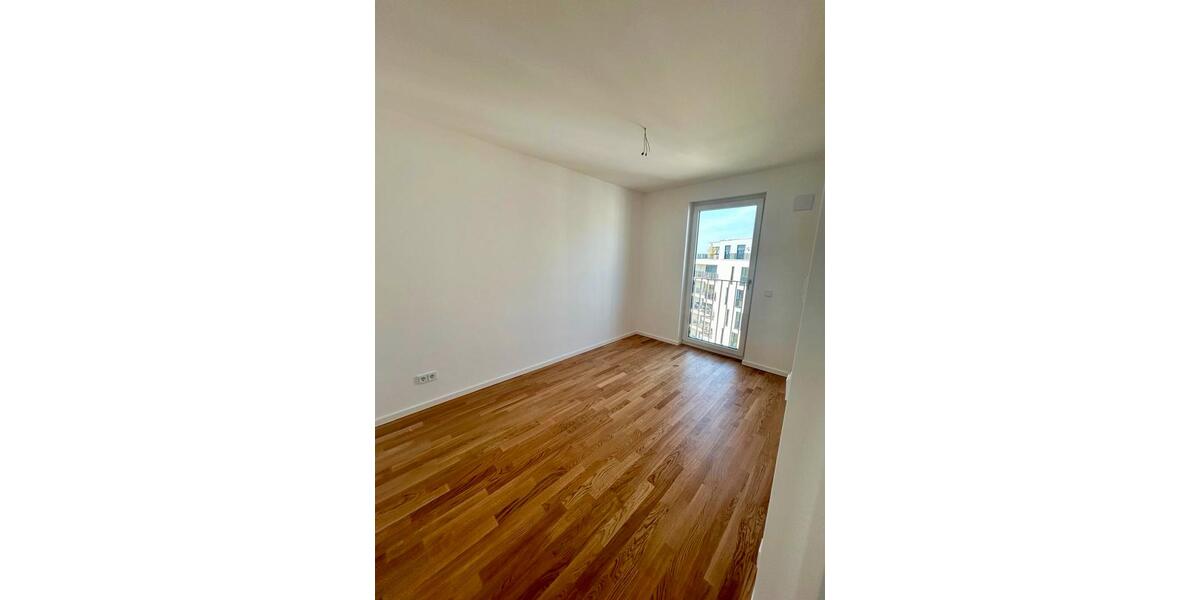 Etagenwohnung Schönefeld - 3 Zimmer, 78 m&sup2;, 1.600&euro; | Angebot:26039479