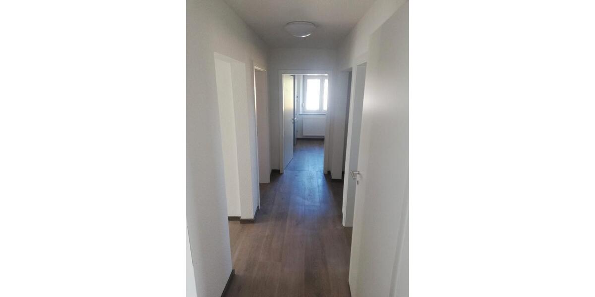 Dachgeschoßwohnung Waldenburg - 2 Zimmer, 45 m&sup2;, 525&euro; | Angebot:26630881