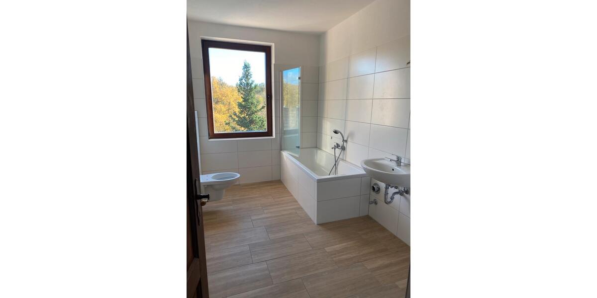 Etagenwohnung Hettstedt - 3 Zimmer, 80 m&sup2;, 720&euro; | Angebot:25802641