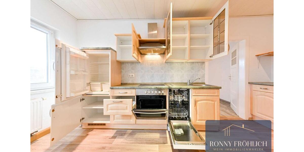 XL 5-Raum-Wohnung in Lauter-Bernsbach mit Einbauküche und viel Platz zu Mieten 5 zimmer