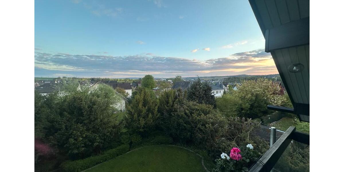 Dachgeschoßwohnung Hadamar - 3 Zimmer, 100 m&sup2;, 1.250&euro; | Angebot:26238001