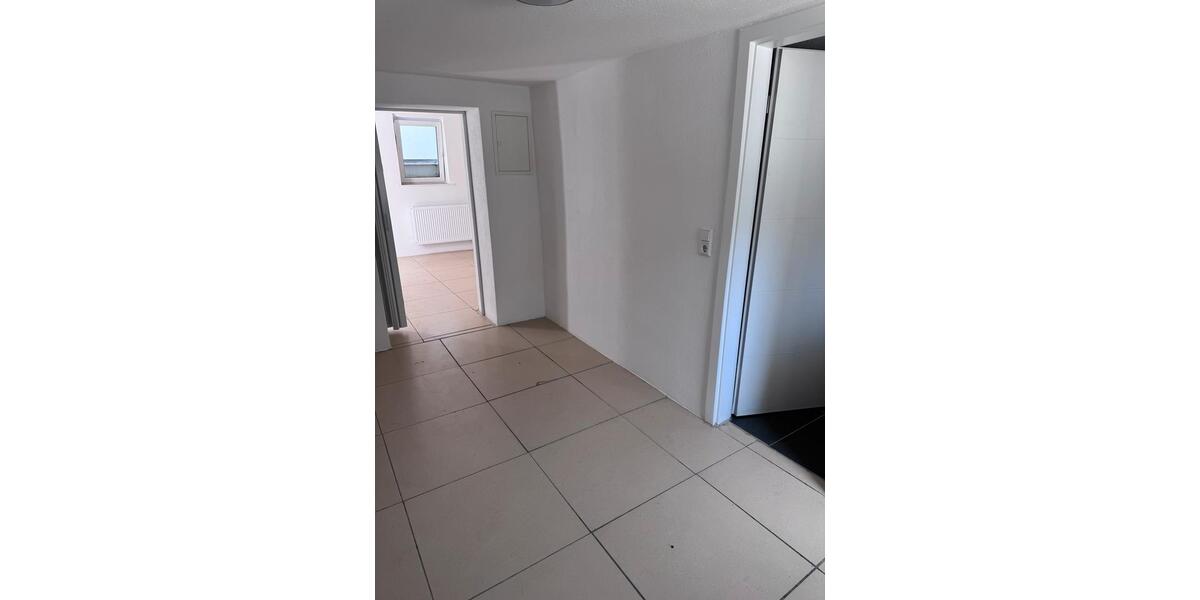 Etagenwohnung Uhingen - 2 Zimmer, 50 m&sup2;, 750&euro; | Angebot:26699193