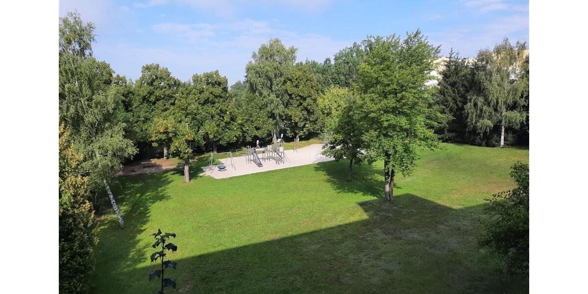 Etagenwohnung Lauchhammer - 1 Zimmer, 30 m&sup2;, 155&euro; | Angebot:19445101