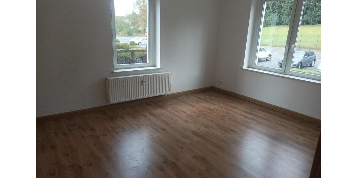 Erdgeschoßwohnung Ebersbach-Neugersdorf Neugersdorf - 2 Zimmer, 50 m&sup2;, 250&euro; | Angebot:26646095