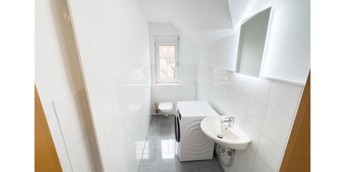 Dachgeschoßwohnung Vaihingen an der Enz - 3 Zimmer, 99 m&sup2;, 1.250&euro; | Angebot:25055327