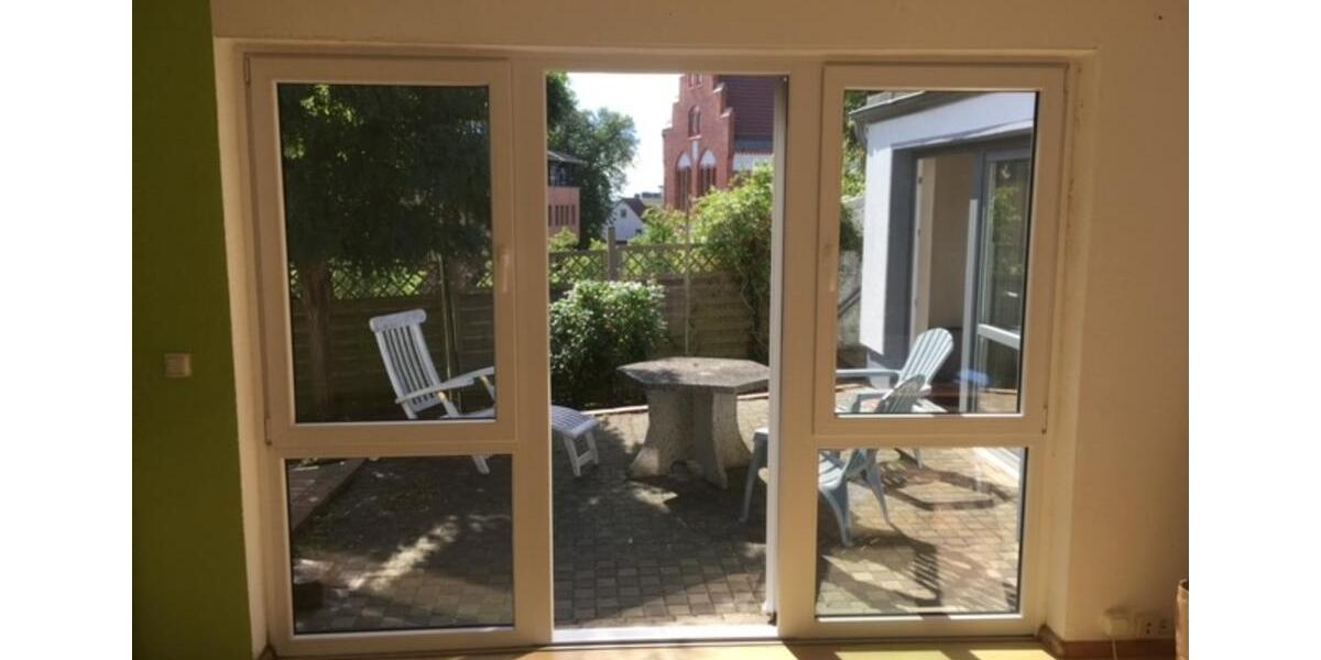 Meine KleinWE auf Rügen mit gr Terrasse Bergen zentral Bahn ICE 1 zimmer