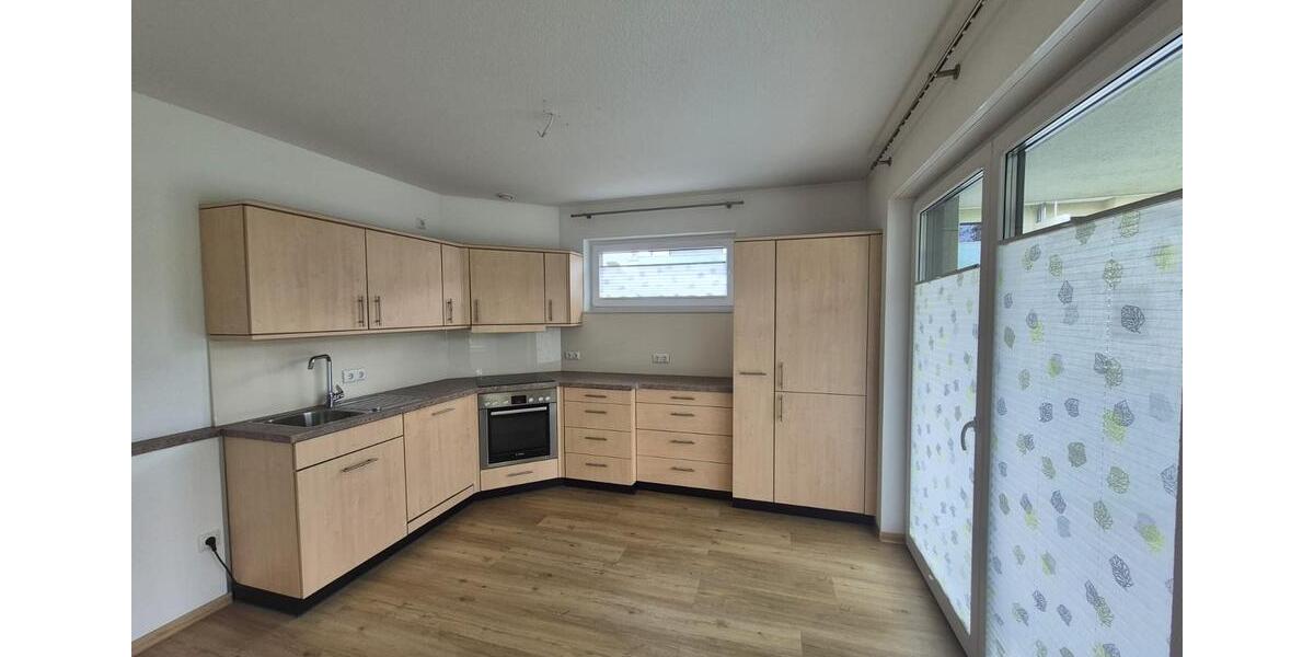 Etagenwohnung Espelkamp - 3 Zimmer, 92 m&sup2;, 1.075&euro; | Angebot:26533980