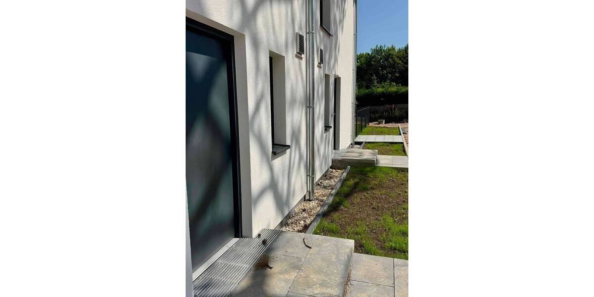 Reihenmittelhaus Chemnitz Helbersdorf - 3 Zimmer, 107 m&sup2;, 1.290&euro; | Angebot:26740524