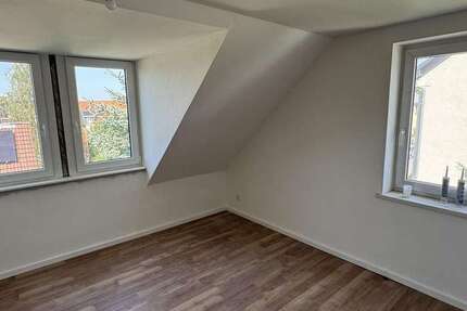 Wohnung zum Mieten in Dresden 1.160 € 89 m²