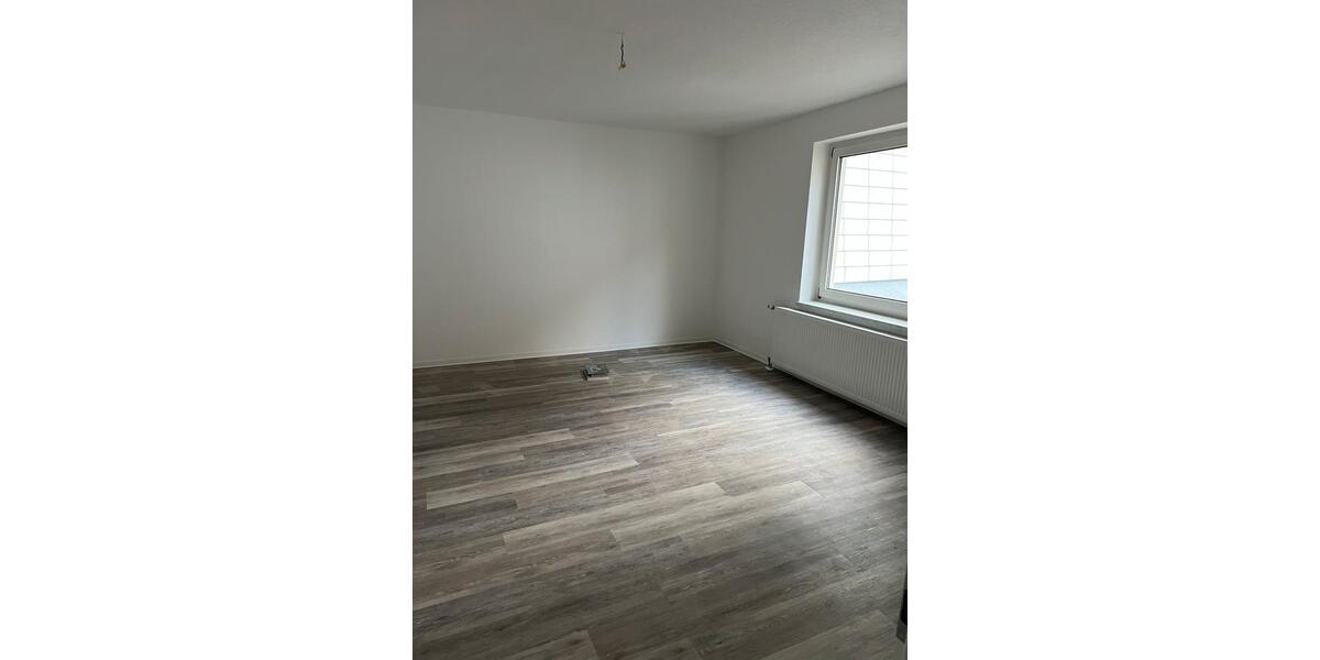 Dachgeschoßwohnung Eisleben (Lutherstadt) - 3 Zimmer, 99 m&sup2;, 700&euro; | Angebot:25339132