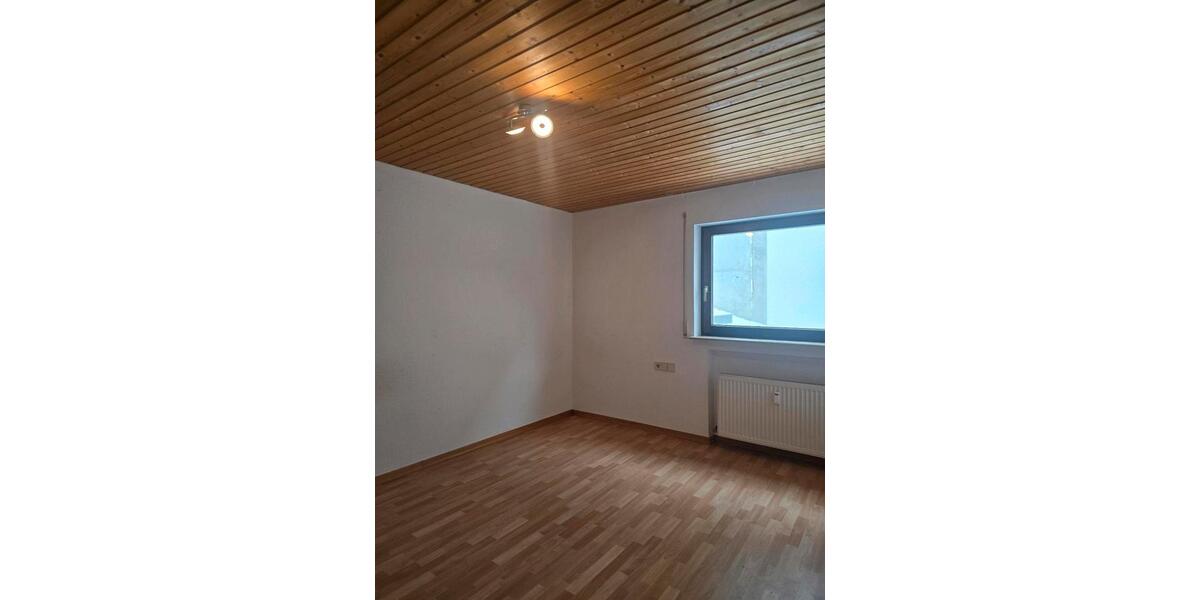 Erdgeschoßwohnung Aalen Ebnat - 3.5 Zimmer, 85 m&sup2;, 770&euro; | Angebot:24453086