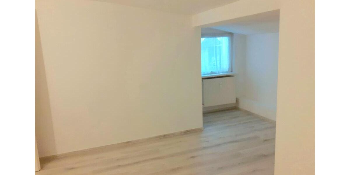 Erdgeschoßwohnung Andechs - 6 Zimmer, 260 m&sup2;, 2.000&euro; | Angebot:26588405