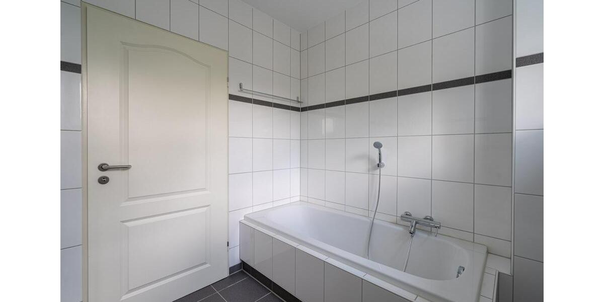 Etagenwohnung Mackenbach - 4 Zimmer, 116 m&sup2;, 1.090&euro; | Angebot:25509801