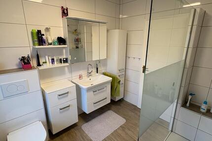 Große 4,5 Zimmer Wohnung in Burgsolms 4 zimmer