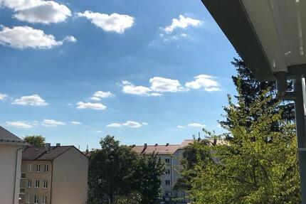 Ulm-Eselsberg, Weinbergweg: 2-Zi.-Wg. mit großem Balkon und EBK zimmer