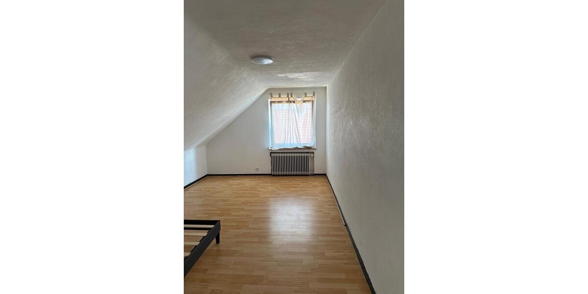 Dachgeschoßwohnung Stolzenau - 2 Zimmer, 35 m&sup2;, 390&euro; | Angebot:25853407
