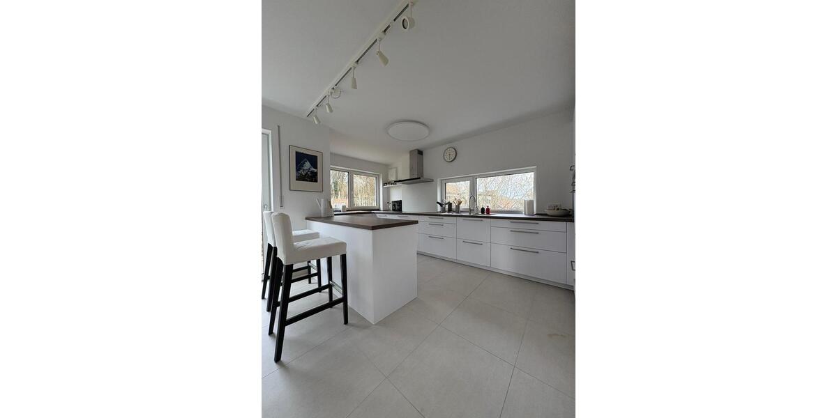 Wohnen auf Zeit Grafrath - 3 Zimmer, 100 m&sup2;, 750&euro; | Angebot:26000962