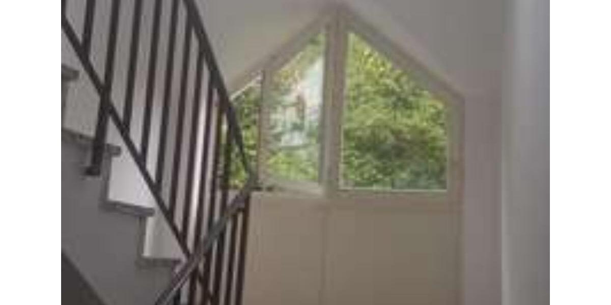 Etagenwohnung Altena - 2 Zimmer, 82 m&sup2;, 370&euro; | Angebot:24726858