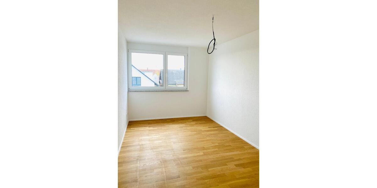 Etagenwohnung Althengstett - 4 Zimmer, 116 m&sup2;, 1.625&euro; | Angebot:23202774