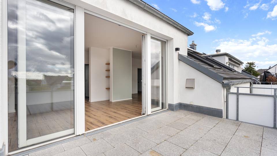 Dachgeschoßwohnung Kösching - 3 Zimmer, 99 m&sup2;, 1.300&euro; | Angebot:24952479