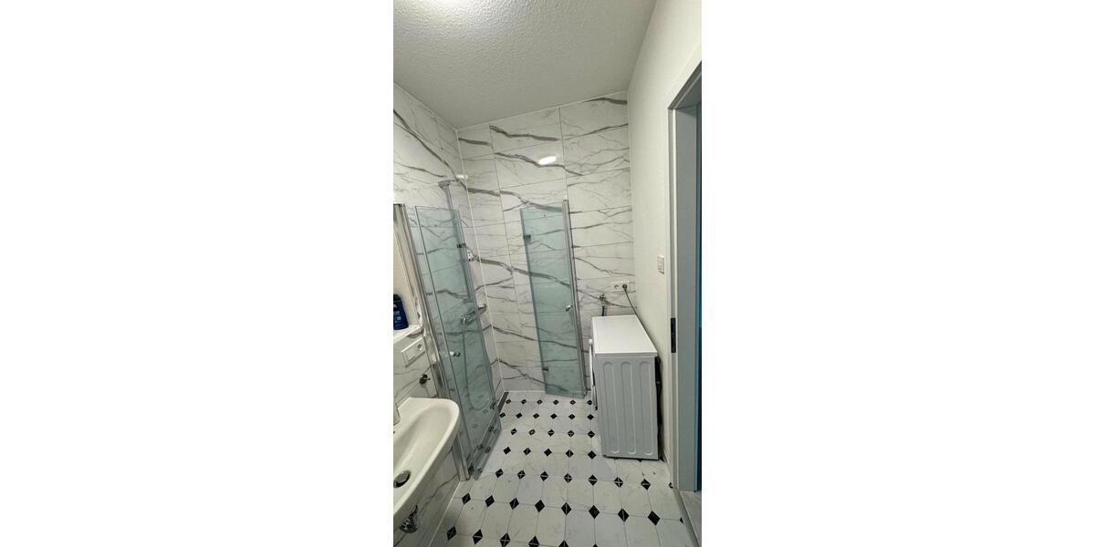 Etagenwohnung Stollberg (Erzgebirge) - 3 Zimmer, 65 m&sup2;, 900&euro; | Angebot:24835145