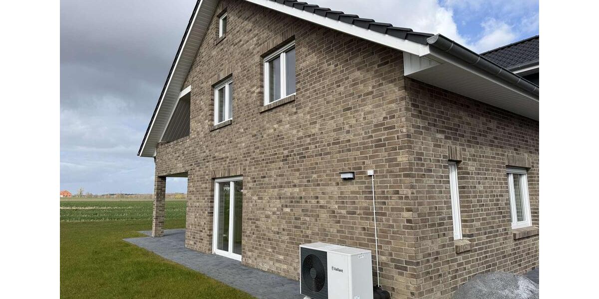 Doppelhaushälfte Uchte - 6 Zimmer, 178 m&sup2;, 1.400&euro; | Angebot:26255584