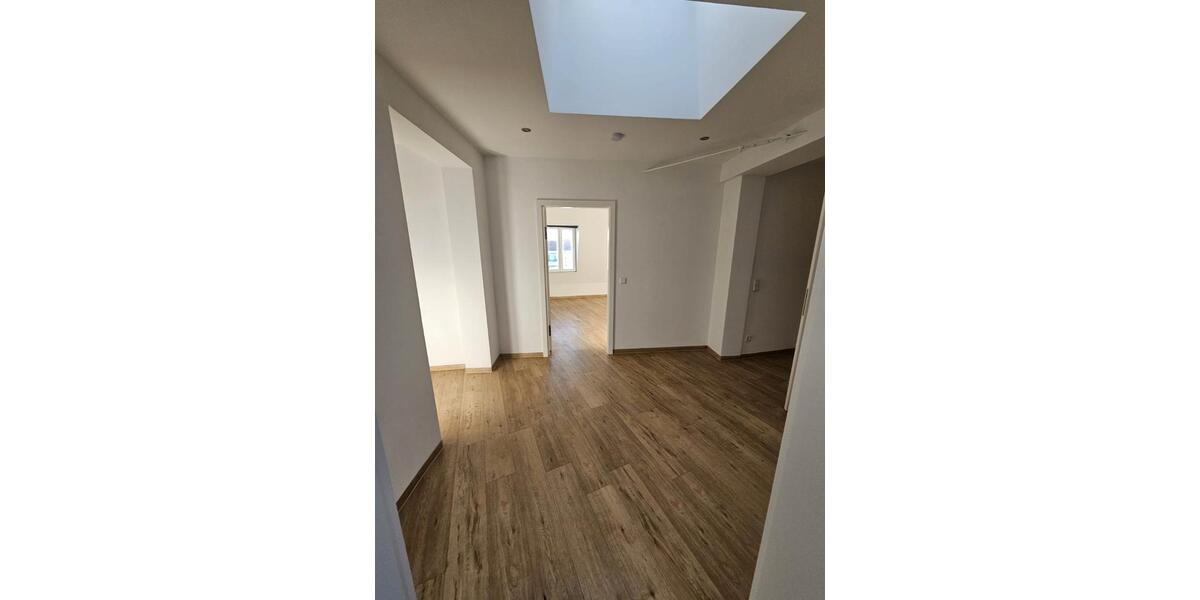 Dachgeschoßwohnung Steinfurt - 4 Zimmer, 110 m&sup2;, 1.150&euro; | Angebot:26165948