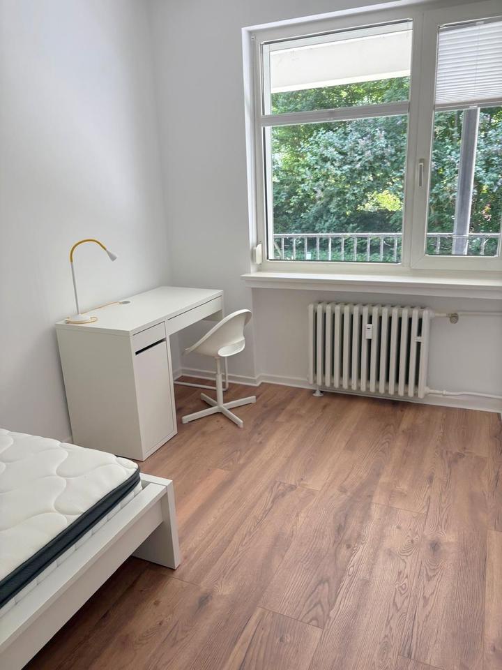 Frauen WG Zimmer