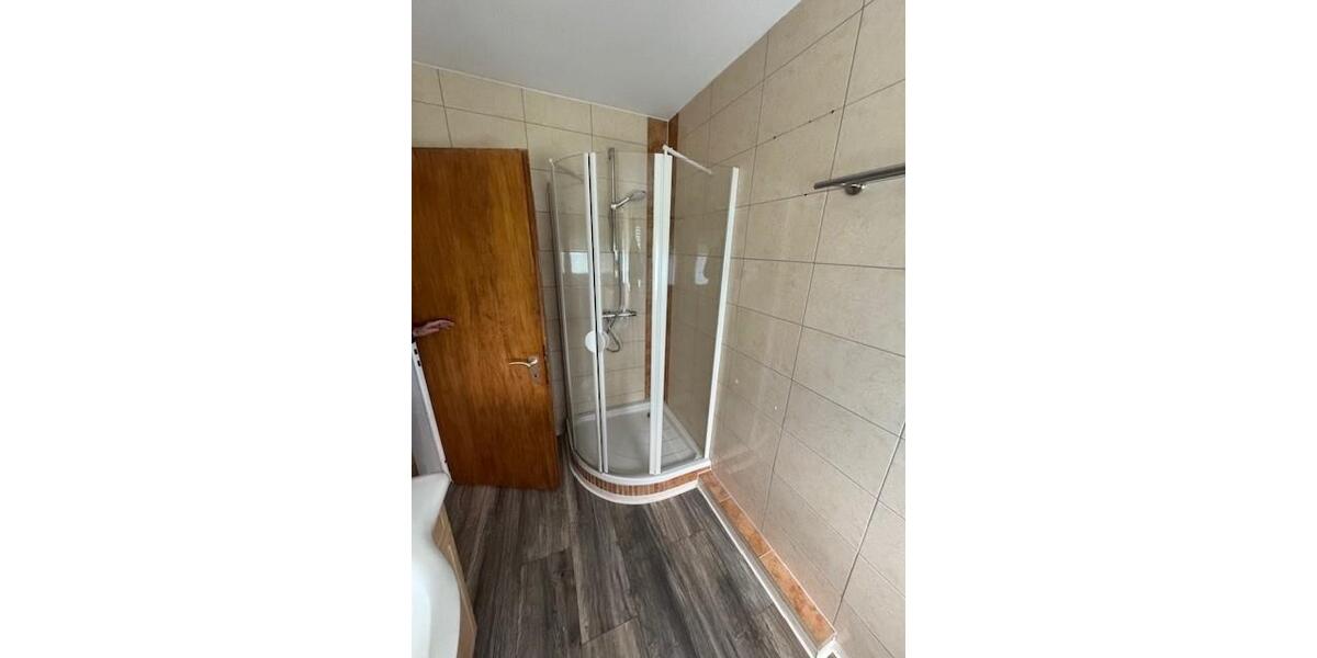 große, gepflegte 4 ZKB mit Balkon und Garage in ruhiger Lage von Staufenberg Benterode zu vermieten 4 zimmer