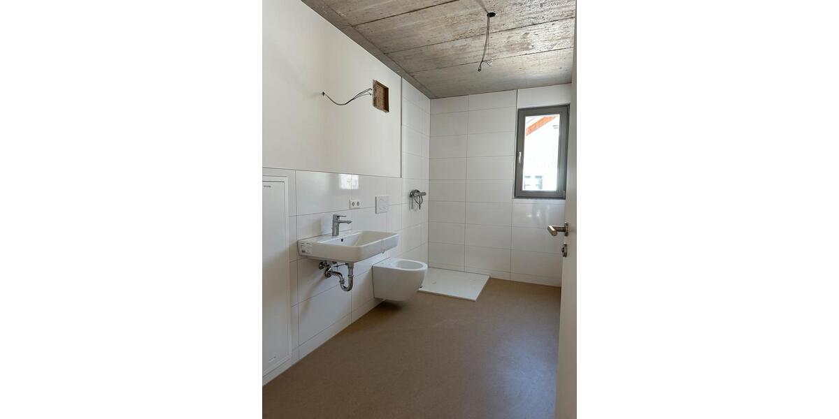 Etagenwohnung Rottenburg am Neckar - 3 Zimmer, 83 m&sup2;, 1.390&euro; | Angebot:24394279