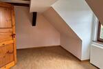 Dachgeschoßwohnung Lohfelden - 4 Zimmer, 93 m&sup2;, 930&euro; | Angebot:26663716