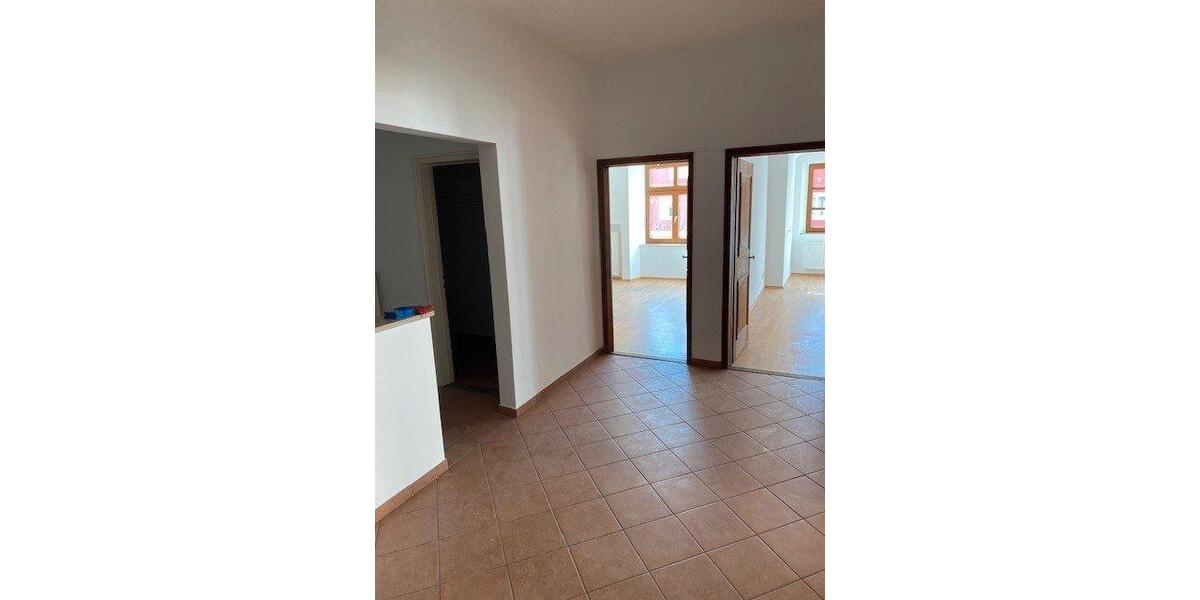 Etagenwohnung Abensberg - 4 Zimmer, 101 m&sup2;, 1.040&euro; | Angebot:26000182