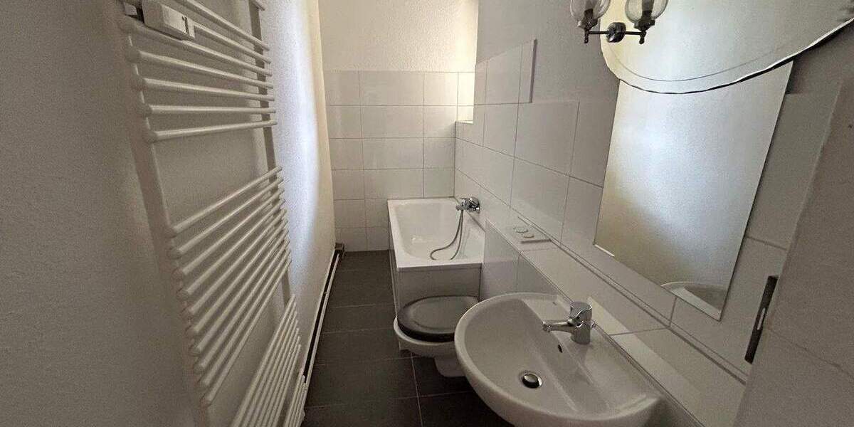 Etagenwohnung Magdeburg Fermersleben - 2 Zimmer, 53 m&sup2;, 318&euro; | Angebot:24873906