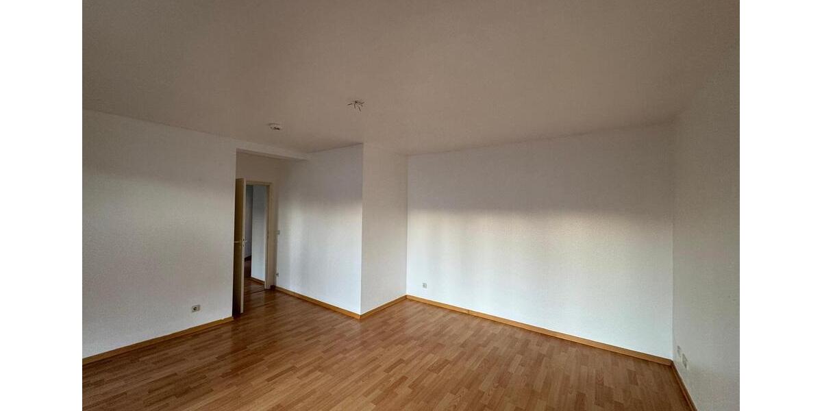Etagenwohnung Schönefeld - 3 Zimmer, 84 m&sup2;, 1.087&euro; | Angebot:24827634