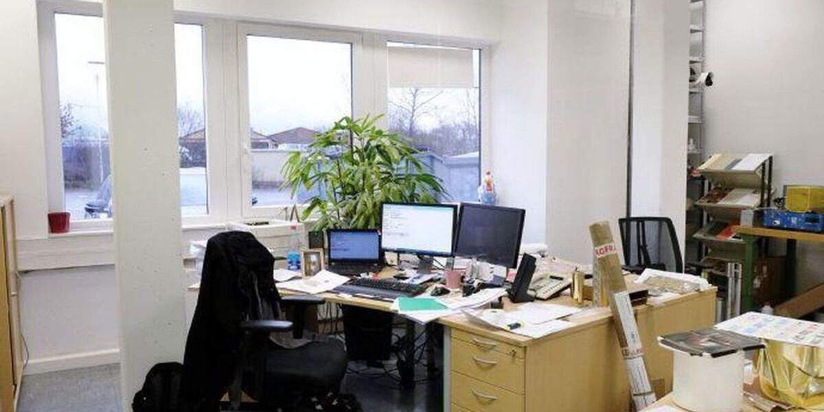 Industriehalle 2819qm für Produktion oder Lagerung beheizt in Rednitzhembach Höhe ca. 10m zimmer