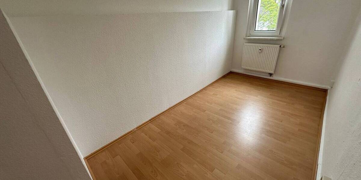 Zimmer Chemnitz Reichenbrand - 5 Zimmer, 100 m&sup2;, 599&euro; | Angebot:26080196