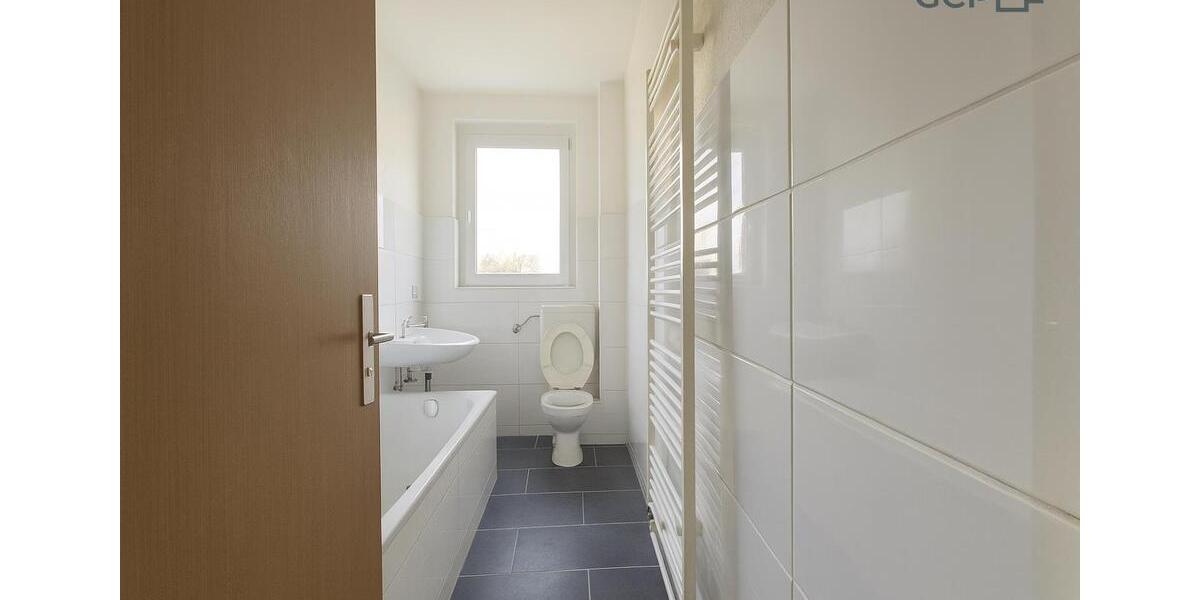 Etagenwohnung Hötensleben - 5 Zimmer, 100 m&sup2;, 500&euro; | Angebot:23739220