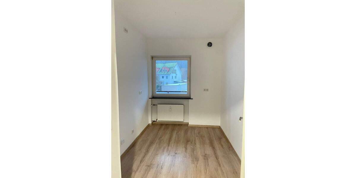 Etagenwohnung Bruchköbel - 2 Zimmer, 50 m&sup2;, 580&euro; | Angebot:24736655
